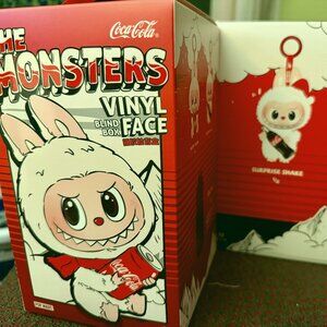 USA Coca Cola THE MONSTERS LABUBU (HOLDING BOTTLE) Authentic POP MART SEALED BOX